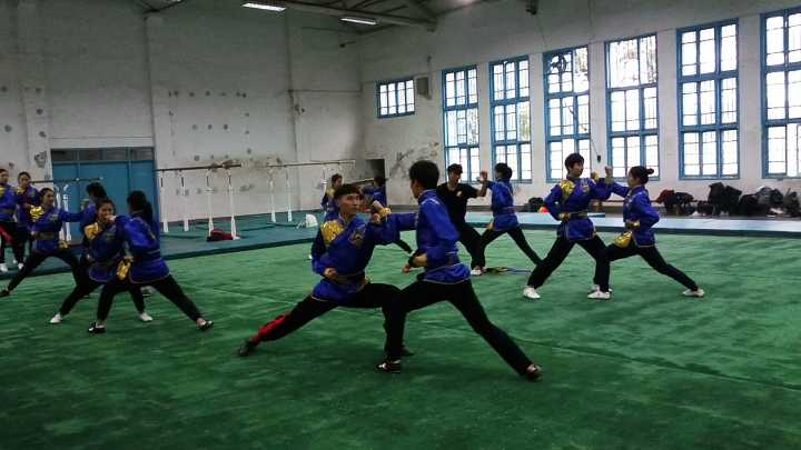 湖南师范大学体育学院2017年元旦游艺晚会邀请函