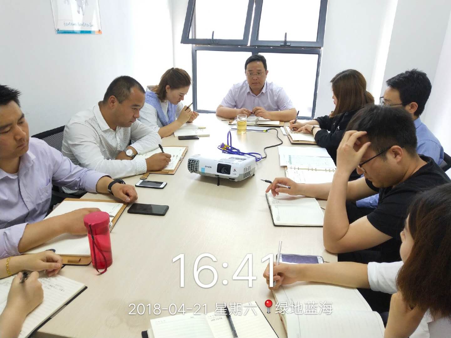 唯有勤奋  才有未来