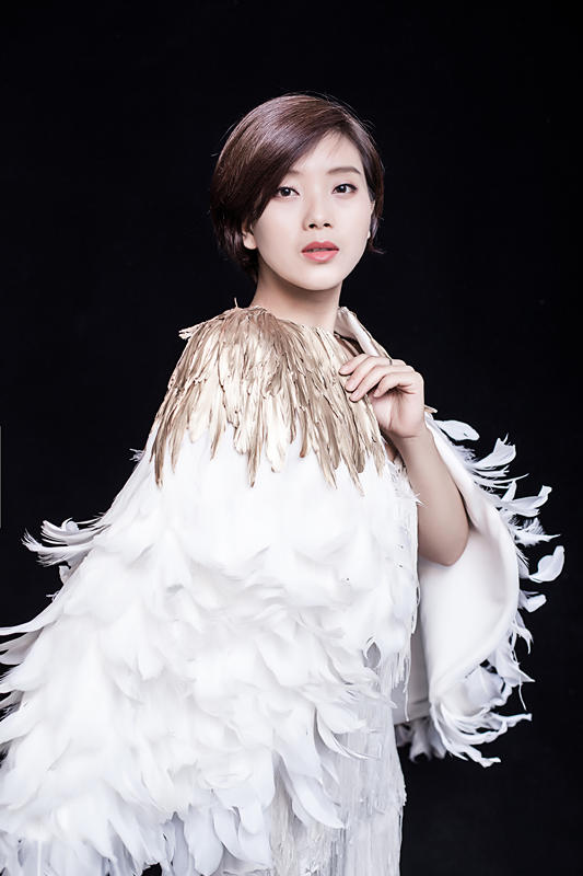 鹤冉瑜伽创始人王鹤