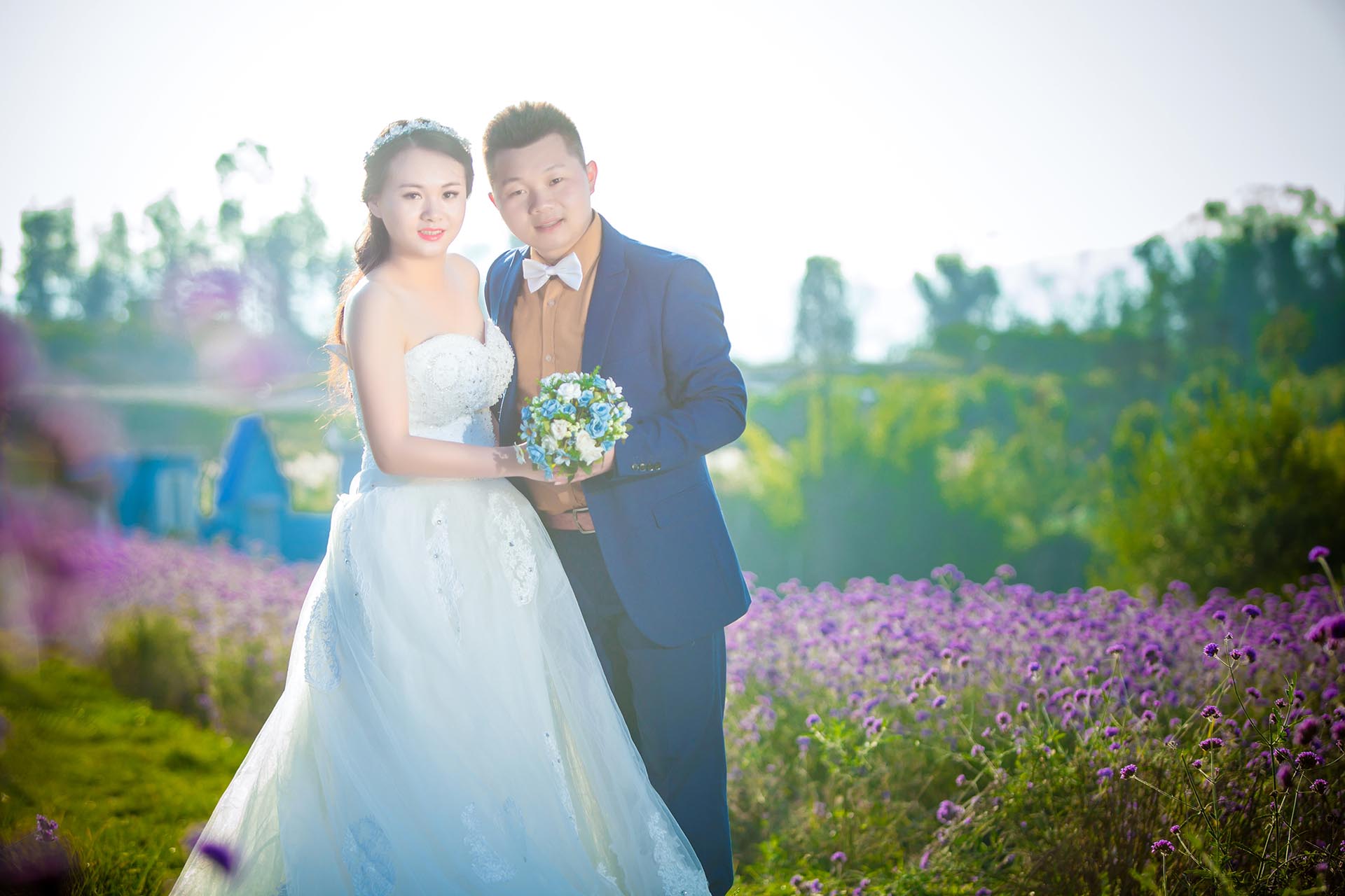 曹俊和魏秀娟的婚礼邀请函