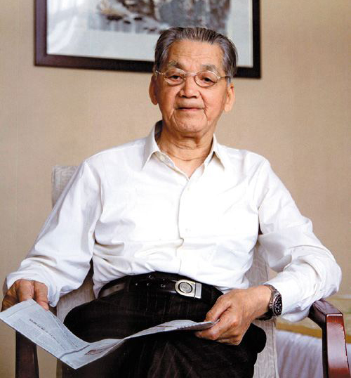 国医大师 路志正,男,汉族,1920年12月出生,河北藁城人,中国中医科学院