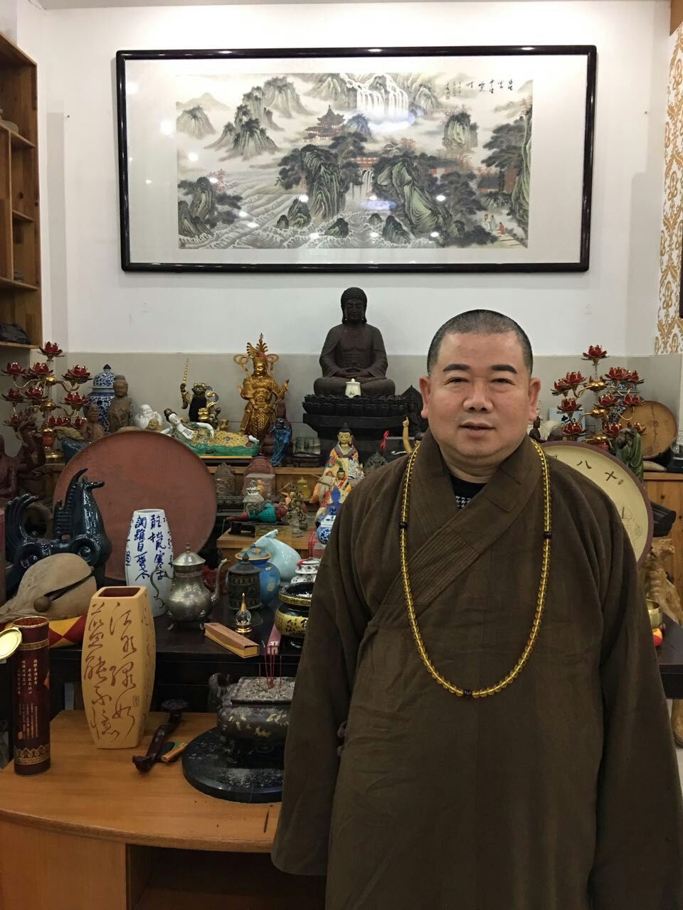 宜兴市显圣禅寺福海法师恭贺大家新春快乐