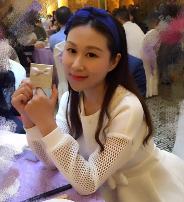 热心的"小龙姐姐"——龙娜