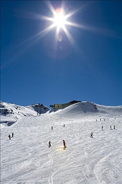 必捷滑雪場歡迎您！！！