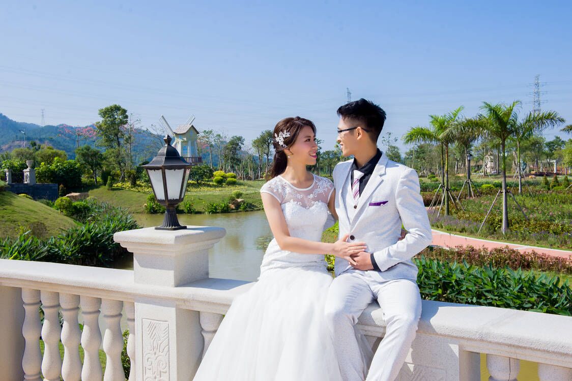 何治江&呂嘉欣的結婚請柬